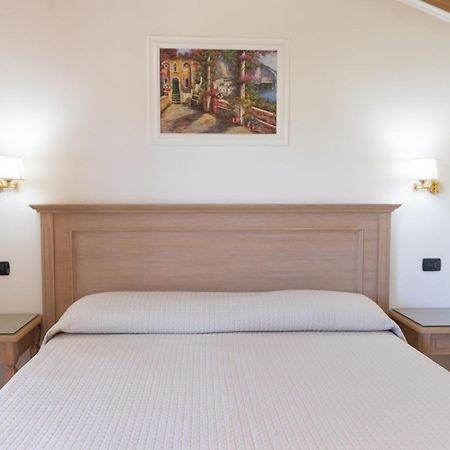Divina Costiera Villa Аджерола Екстериор снимка