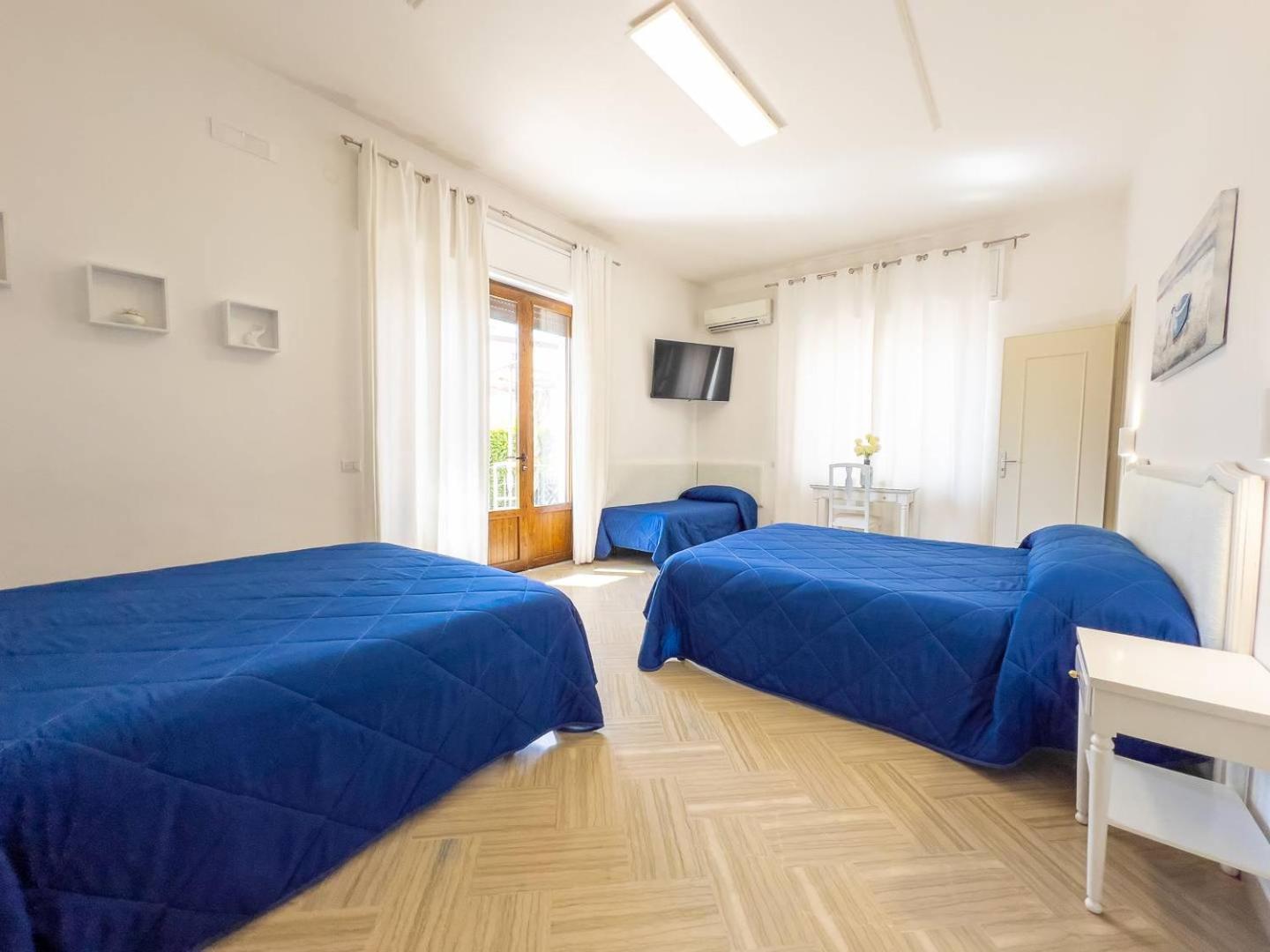 Divina Costiera Villa Аджерола Стая снимка